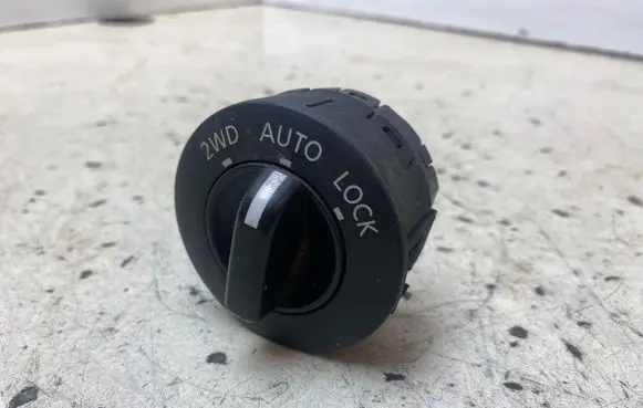 Nissan X-Trail T31 Differential lock switch 2UDAUT0