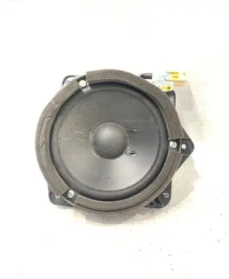 Subaru Outback Front door speaker 090014157