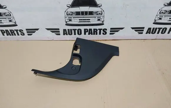BMW 3 E90 E91 Foot area side trim 7066989