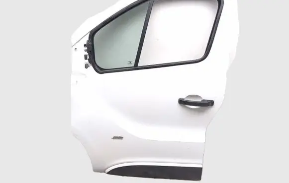 Opel Vivaro Front door