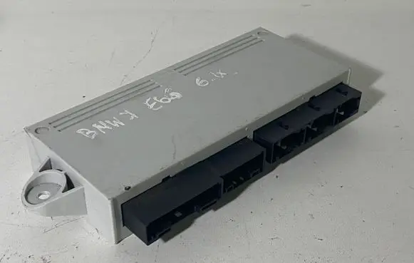 BMW 7 E65 E66 Door central lock control unit/module 6958447 61356958447