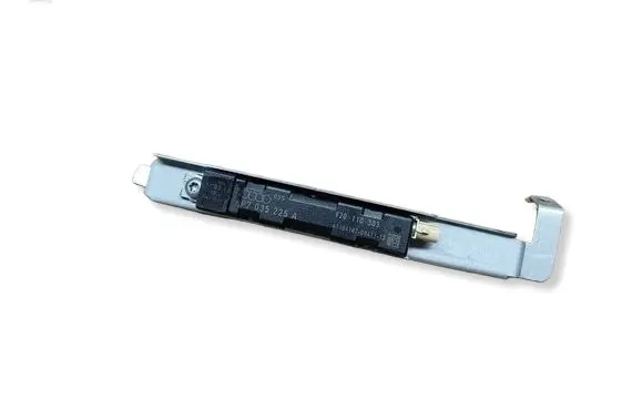 Audi A3 S3 8P Aerial antenna amplifier 8P7035225A
