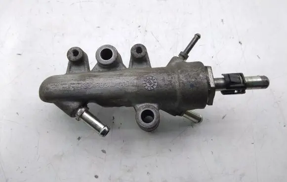 Opel Zafira B Fuel pressure regulator 55188200