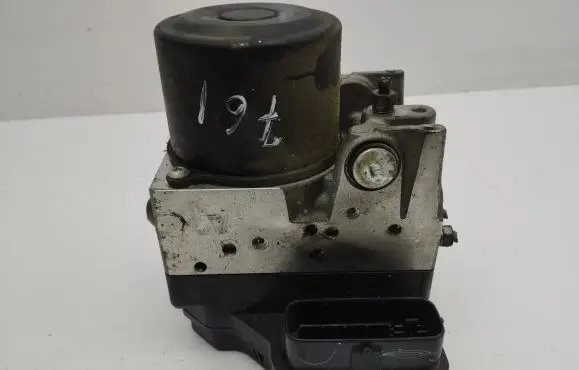 Lexus IS 220D-250-350 ABS Pump 8954153040