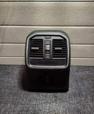 Porsche Macan (95B) Rear air vent grill 95B864378D 105296487C
