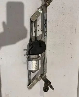Fiat Panda III Front wiper linkage and motor