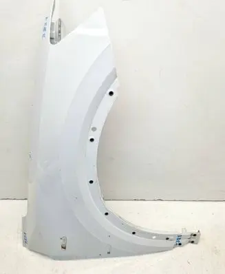Audi Q2 - Fender 81A821470