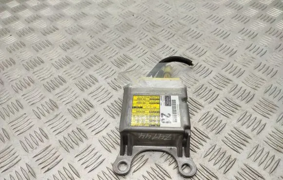 Toyota RAV 4 (XA30) Airbag control unit/module 8917042200
