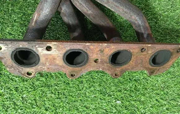 KIA Soul Exhaust manifold