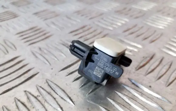 Mitsubishi ASX Airbag deployment crash/impact sensor 8651A117