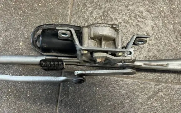 Opel Zafira A Front wiper linkage 404496