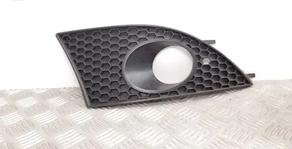 Seat Altea Front fog light trim/grill 5P0853666C