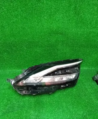 Nissan Qashqai J12 Headlight/headlamp 1008D02G