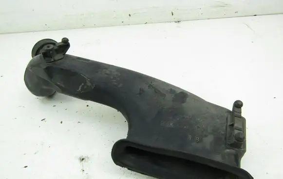 Opel Astra H Air intake hose/pipe 