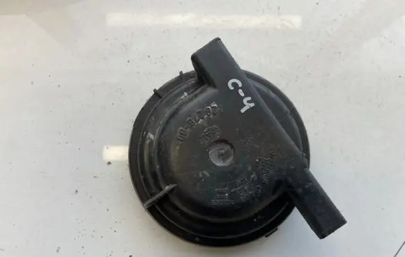 Audi 80 90 B3 Headlight/headlamp dust cover 12827600 128276-00