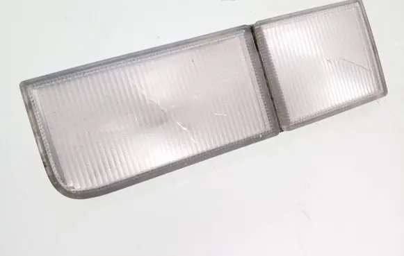 Volkswagen PASSAT B4 Front reflector 3A0941777 858051