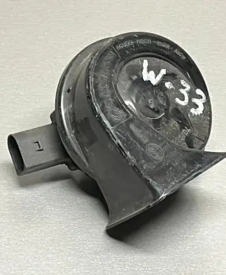 Volkswagen Touran I Horn signal A046466