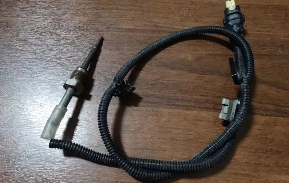 Mercedes-Benz GLE W167 Exhaust gas temperature sensor A0009050613