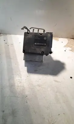 Volkswagen Golf IV ABS Pump 1J0907379H