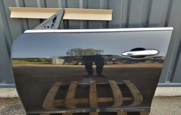 Maserati Ghibli Front door