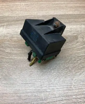 Peugeot 807 Glow plug pre-heat relay 9639912580 51299011A