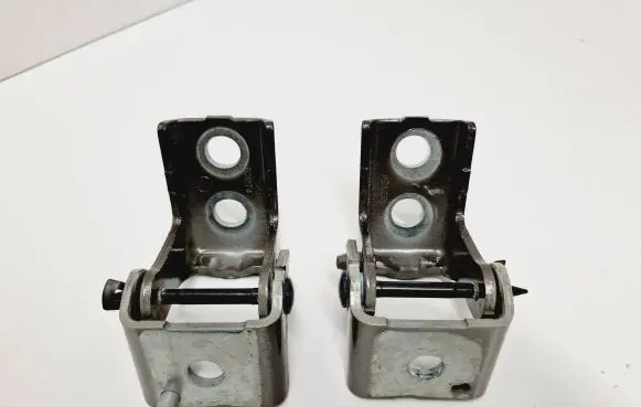 Peugeot 308 Rear door hinge set 