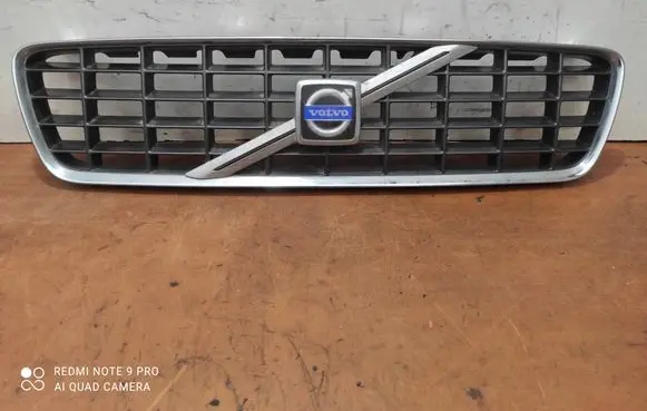 Volvo S60 Front bumper upper radiator grill 9190740 9151881