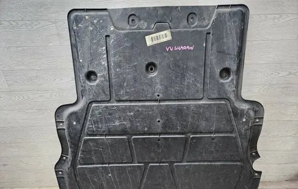 Volkswagen Sharan Engine splash shield/under tray 7N0825235C