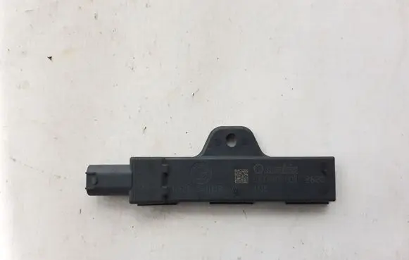 BMW i5 G60 Aerial antenna amplifier 5A1D082