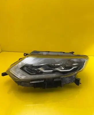 Nissan X-Trail T32 Headlight/headlamp 26060-6FP8B