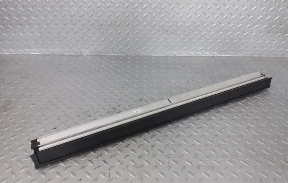 Audi A8 S8 D4 4H Rear door sun blind/shade 4H4861333 4H4861333QBC