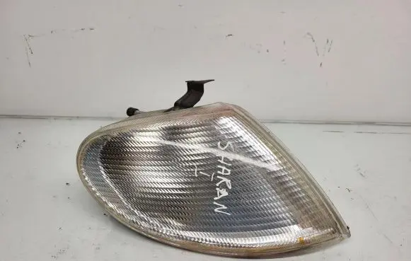 Volkswagen Sharan Front indicator light 185133 010394