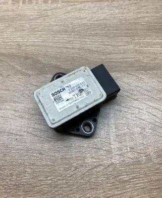 Honda CR-V ESP acceleration yaw rate sensor 39960STKA01 0265005683