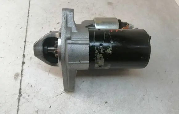 Toyota Auris 150 Starter motor 281000T030