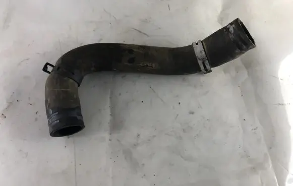 Chrysler Grand Voyager V Air intake hose/pipe