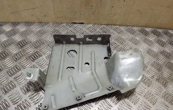 Nissan NV400 Fender mounting bracket 63123BZ50A