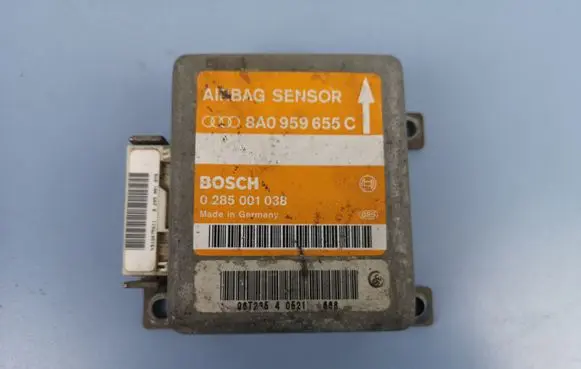 Audi A4 S4 B5 8D Airbag control unit/module 8A0959655C 0285001038