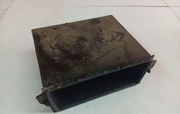 Audi 80 90 B2 Glove box 811863209A