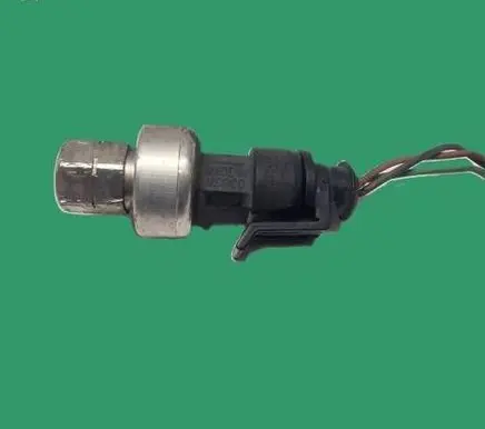 Opel Insignia A Air conditioning (A/C) pressure sensor 22678731 0T10B11