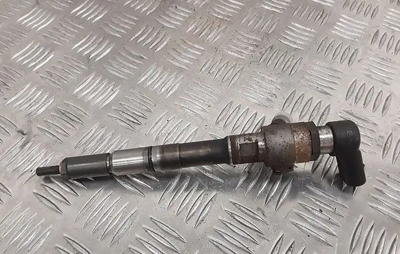 Audi A1 Fuel injector 03l130277b