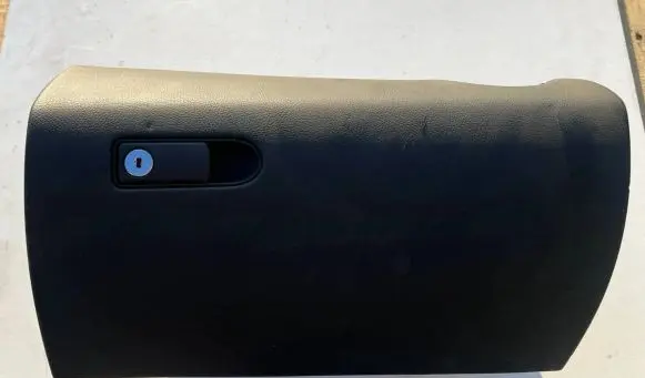 Mercedes-Benz C W205 Glove box A2056803205