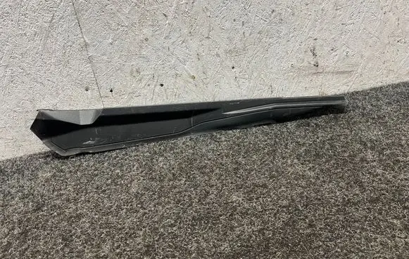 BMW 3 G20 G21 Fender end trim 7419385