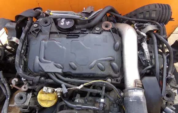Nissan Qashqai+2 Engine M9R833 19MB47