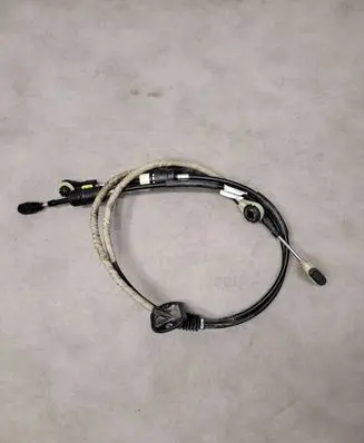 Volvo V60 Gear shift cable linkage 31325365