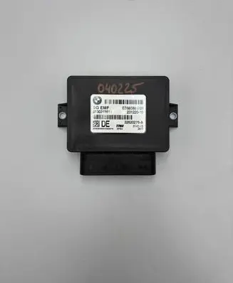 BMW X3 F25 Hand brake control module 6858017 23122010 32620276A