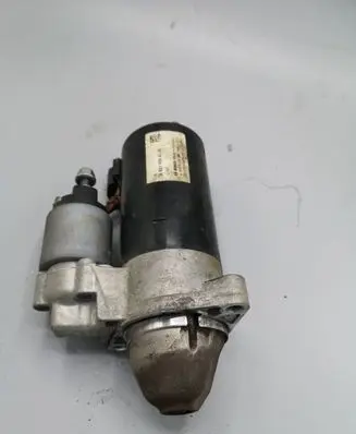 Mercedes-Benz E W212 Starter motor A6519064300 0001139085