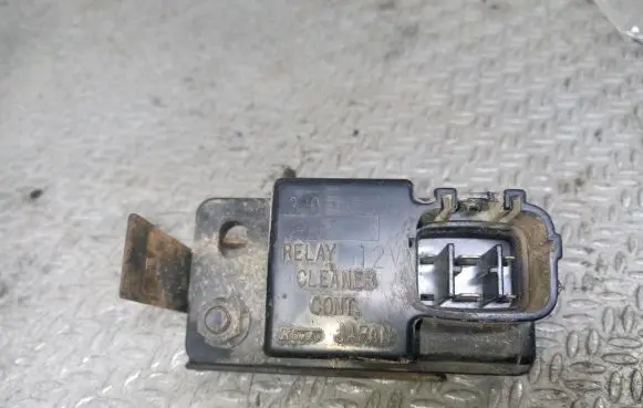 Mazda CX-7 Window washer relay 3301061091