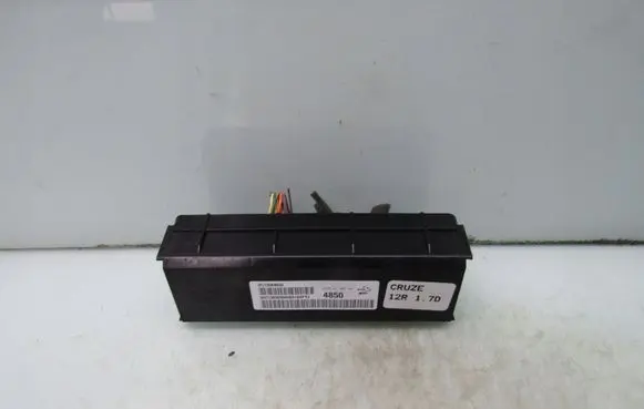 Chevrolet Cruze Other control units/modules 13584850