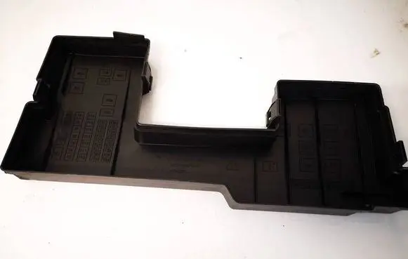 Jaguar XF Fuse box cover 8X2T14A075AB