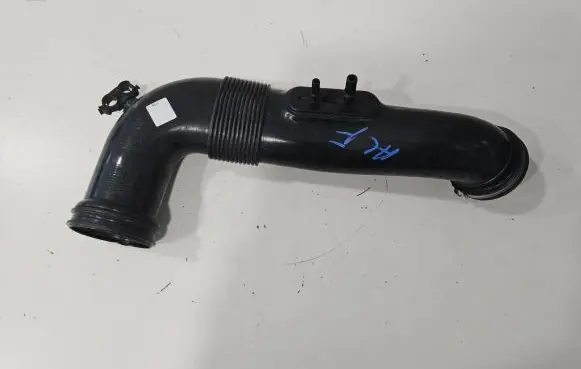 Alfa Romeo Stelvio Air intake hose/pipe A947